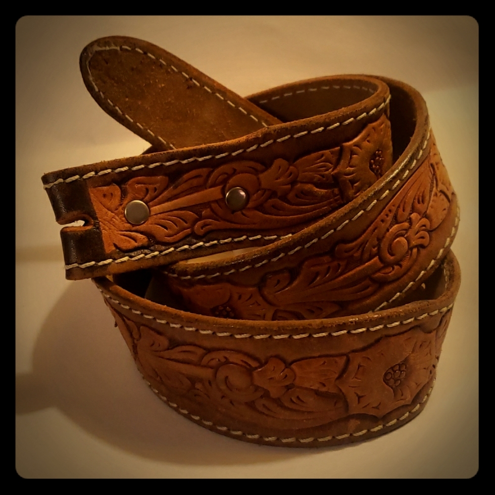 LEATHER BELT no buckle